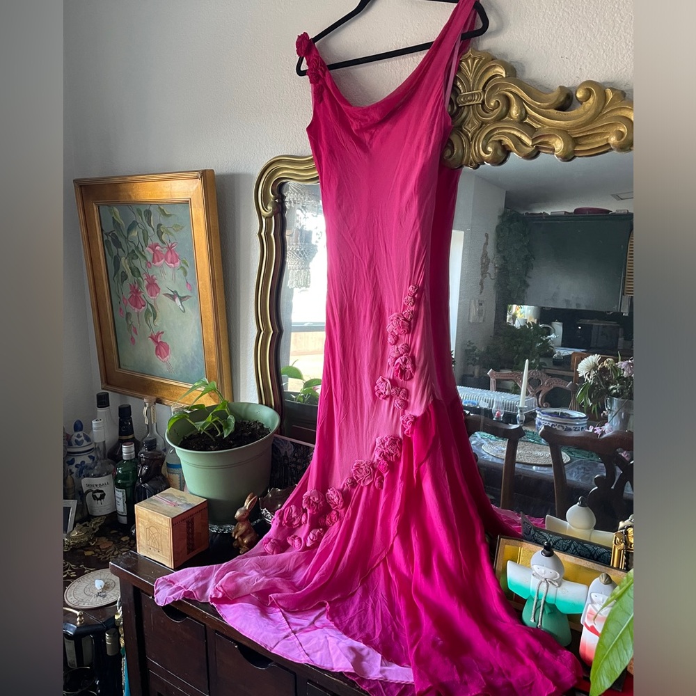 Elegant off shoulder Pink silk floral ruffled vintage dress size 10